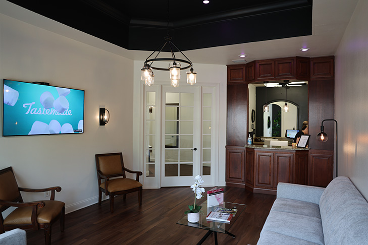 Lindner Advanced Dentistry — reception area, Crystal River